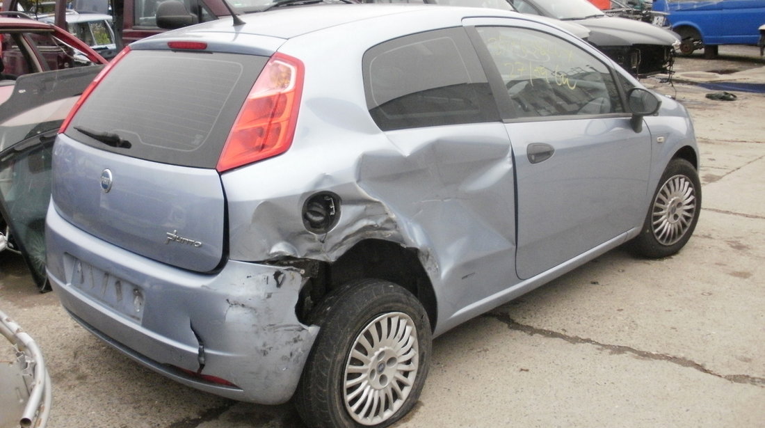 Dezmembrez Fiat Grande Punto, 1.2 benzina, an 2006