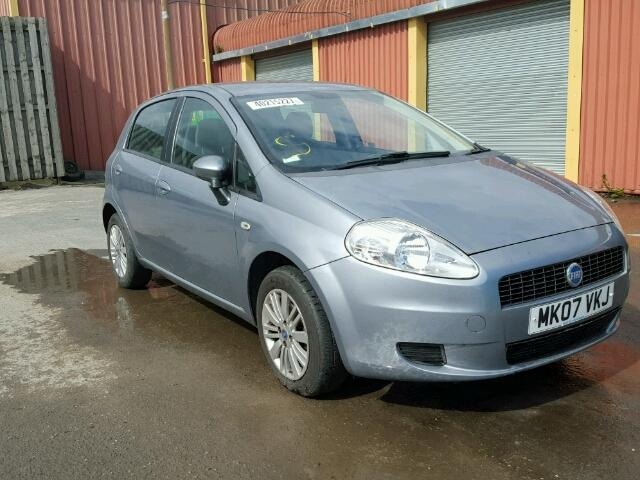 Dezmembrez Fiat Grande Punto 1.9jtd