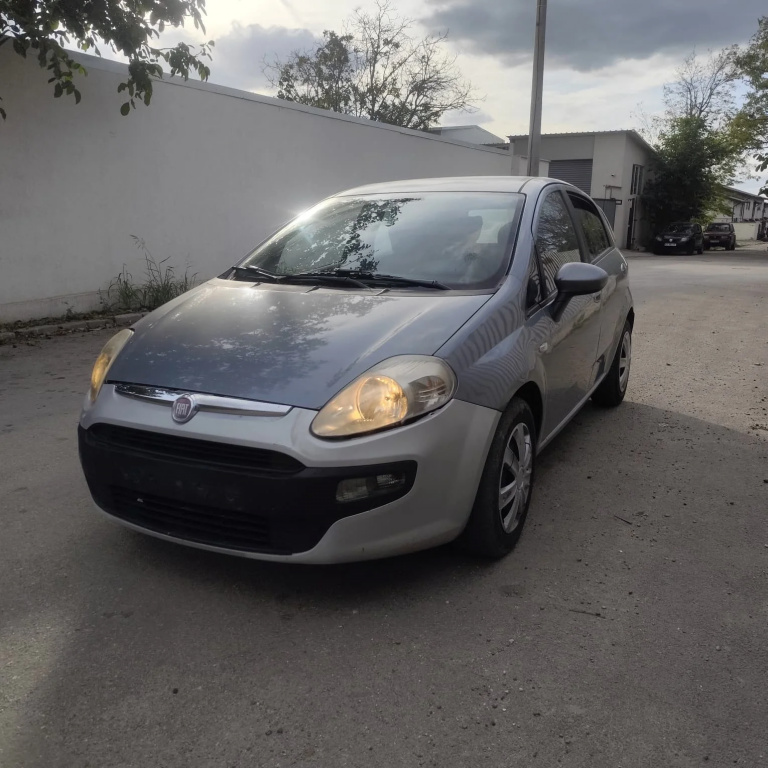 Dezmembrez Fiat GRANDE PUNTO (199) 2005 - 2012 1.3 D Multijet None( CP: None, KW: None, CCM: None ) Motorina
