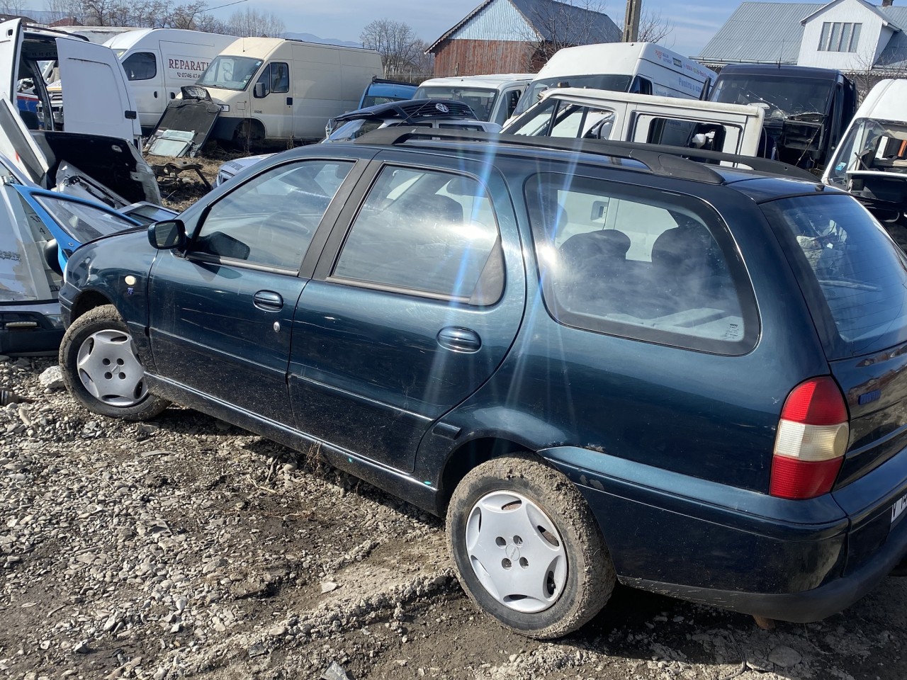 Dezmembrez Fiat Palio 1999 1.2i
