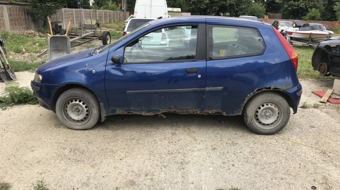 Dezmembrez FIAT PUNTO 1.2 8V 1999 44kW