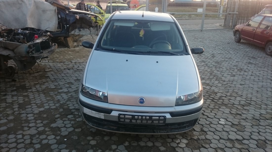 DEZMEMBREZ Fiat Punto 1.2 benzina,an fabricatie 2002