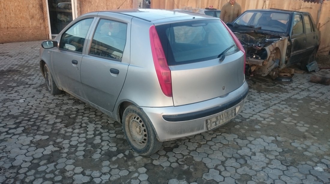 DEZMEMBREZ Fiat Punto 1.2 benzina,an fabricatie 2002