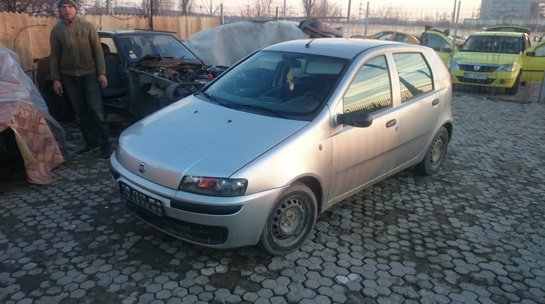 DEZMEMBREZ Fiat Punto 1.2 benzina,an fabricatie 2002