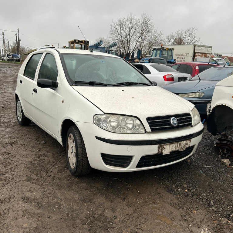 Dezmembrez Fiat PUNTO (188) 1999 - 2010 1.3 JTD 16V 188 A9.000( CP: 70, KW: 51, CCM: 1248 ) Motorina