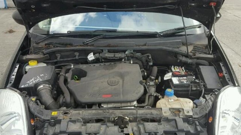 Dezmembrez Fiat Punto 2006, 1.4b