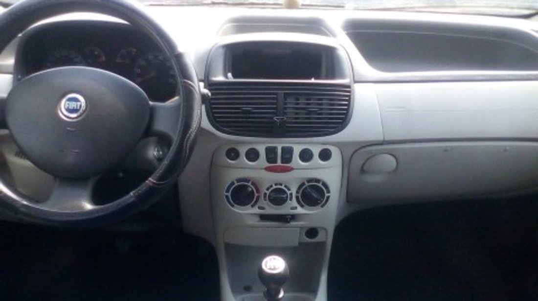 Dezmembrez Fiat Punto ,an 2007 , motorizare 1.6 ,  Benzina , kw 81 ,caroserie Hatchback