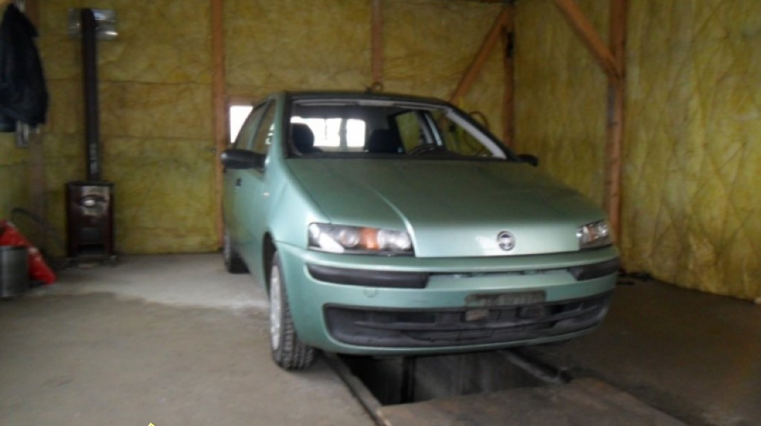 Dezmembrez Fiat Punto