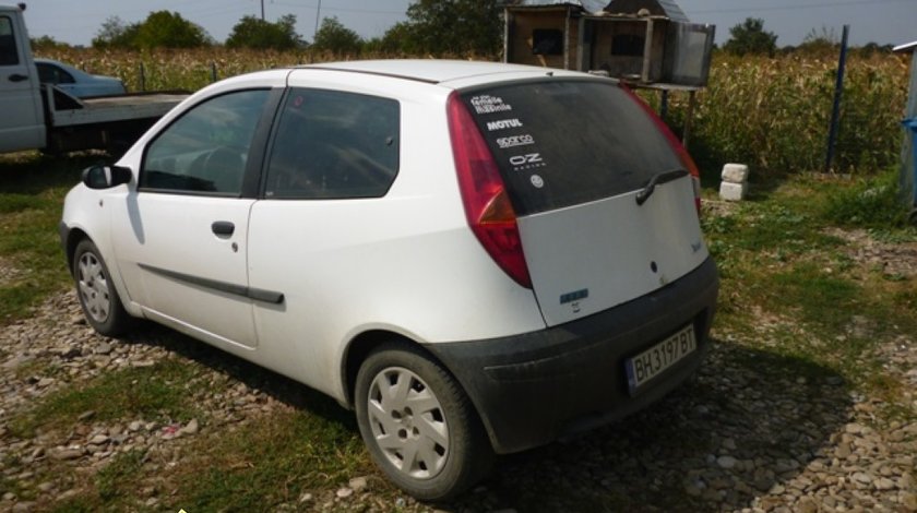 Dezmembrez Fiat Punto