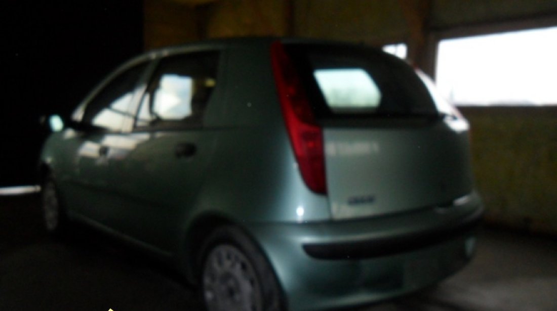 Dezmembrez Fiat Punto