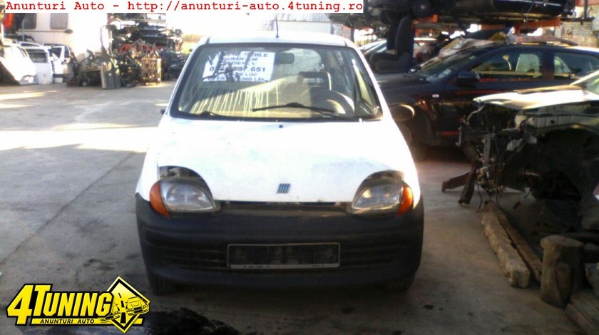 Dezmembrez fiat seicento an 2000 motor 0.9