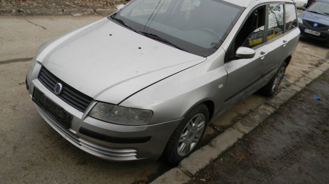 Dezmembrez Fiat STILO (192) 2001 - 2010 1.9 JTD 192 A1.000 ( CP: 115, KW: 85, CCM: 1910 ) Motorina