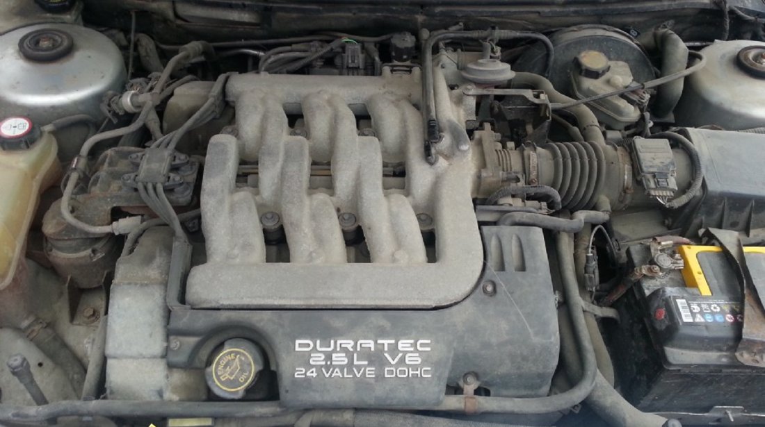 Dezmembrez Ford Cougar 2 5 v6 din 2001