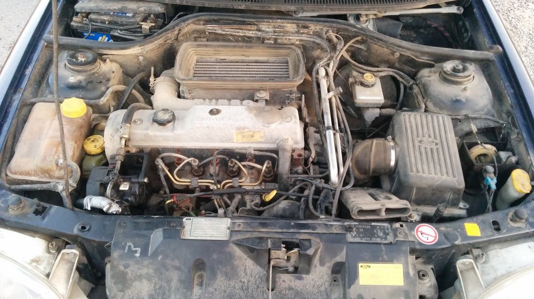 Dezmembrez Ford Escort 1.8 TD Turbo Diesel 953955