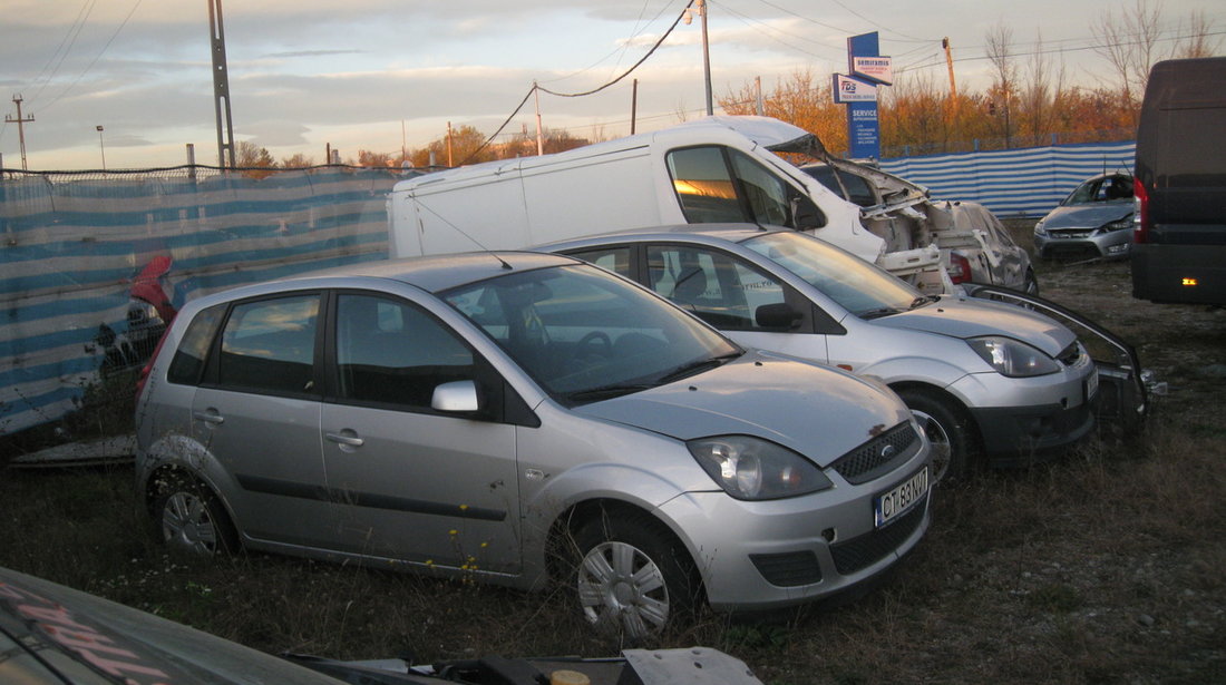 Dezmembrez Ford Fiesta 1.4 TDCI 2008