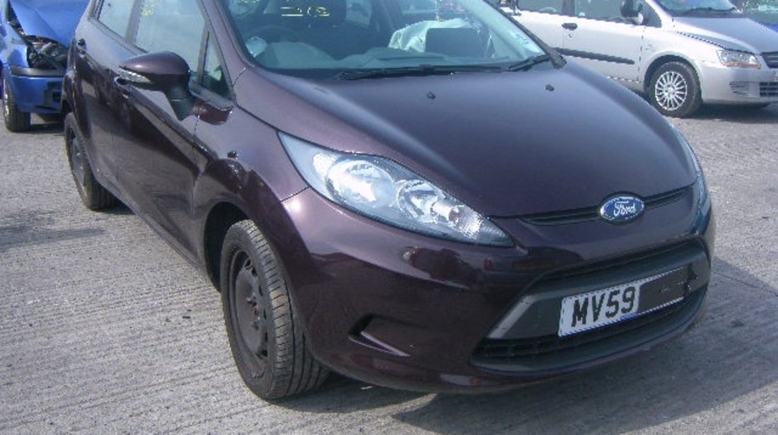 Dezmembrez ford fiesta 1.4i an 2010