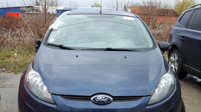 Dezmembrez Ford Fiesta 1.6 TDCI 2013 95cp coupe Utilitara