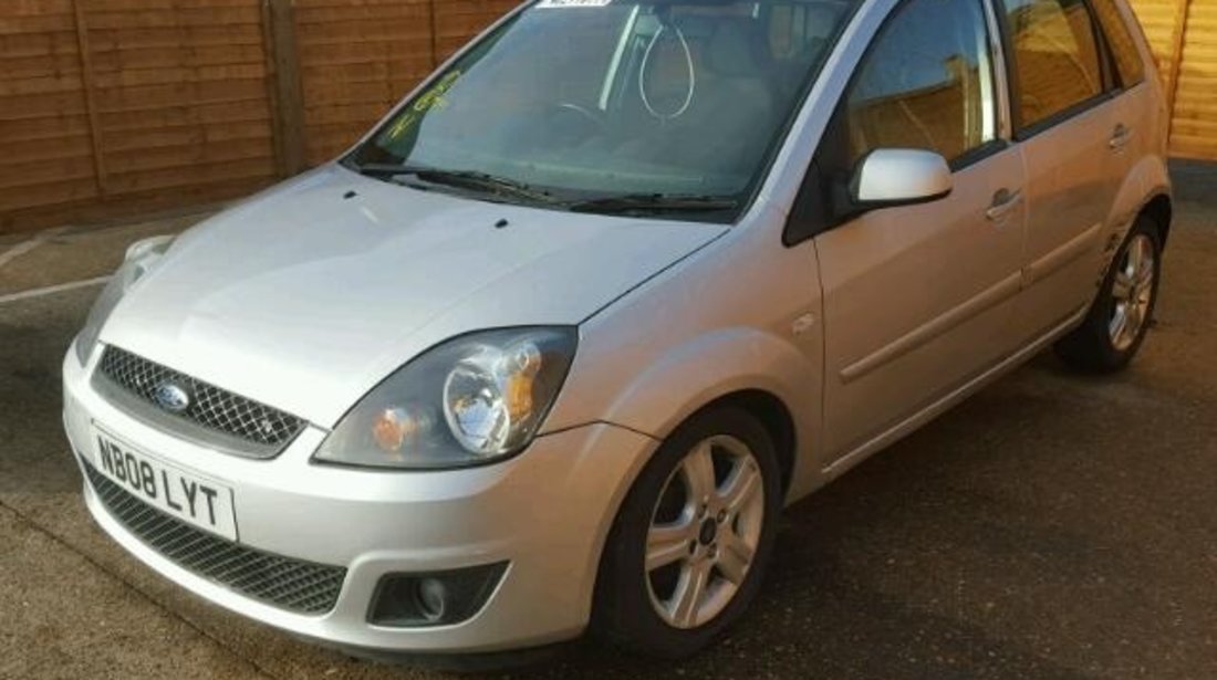 Dezmembrez Ford Fiesta 2006 1.4tdci