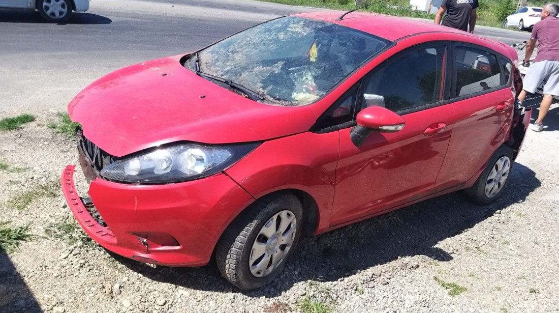 Dezmembrez Ford Fiesta 6 1.25 SNJB 80 cai 75.000 km 2011