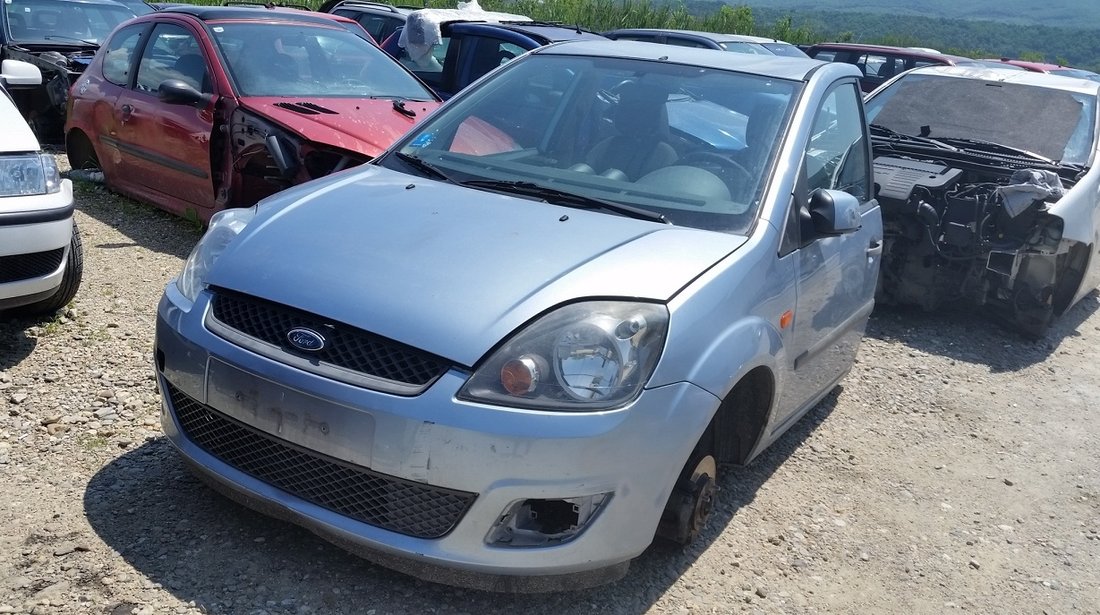 Dezmembrez Ford Fiesta, an 2002-2008, 1.3 benzina