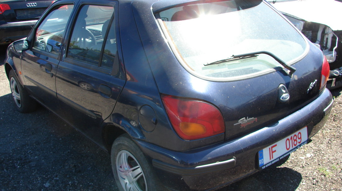 Dezmembrez Ford Fiesta din 1998