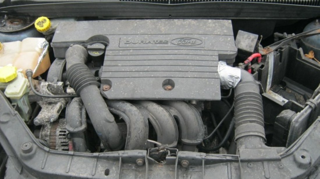 Dezmembrez Ford Fiesta din 2004, 1.3b,