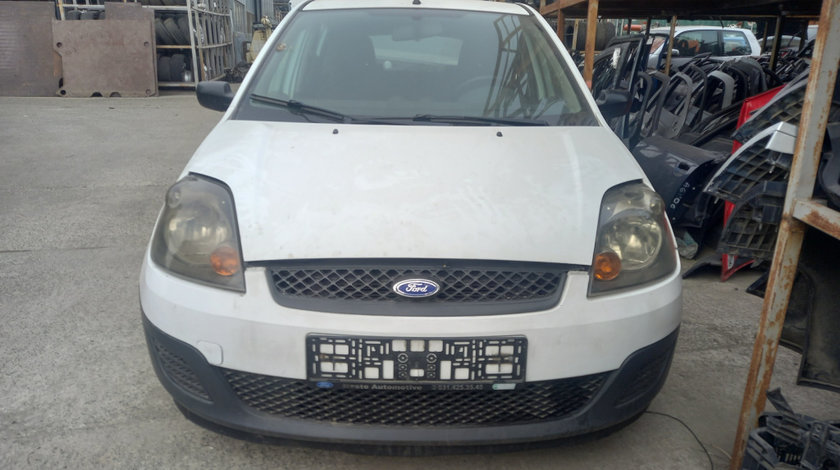 Dezmembrez Ford FIESTA Mk 5 2001 - 2010 1.4 TDCi F6JB ( CP: 68, KW: 50, CCM: 1399 ) Motorina