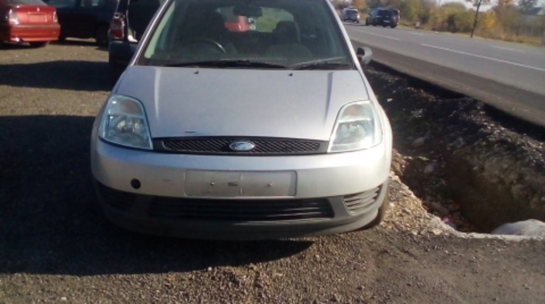 Dezmembrez Ford  Fiesta V ,an 2006