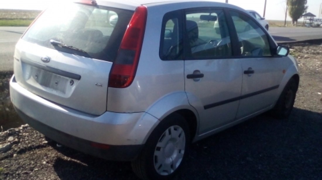 Dezmembrez Ford  Fiesta V ,an 2006