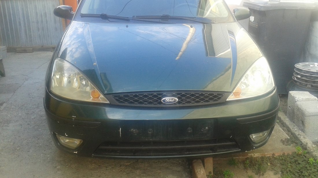 Dezmembrez Ford Focus 1.8 tdci 74 kw 100cp 2004