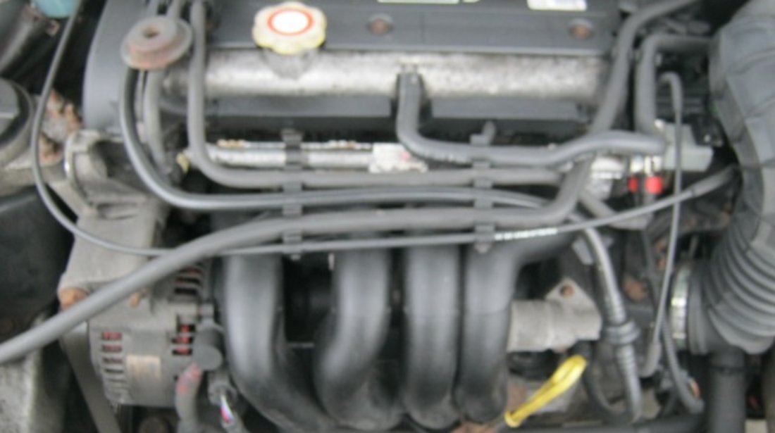 Dezmembrez Ford Focus 1998, 1.6b