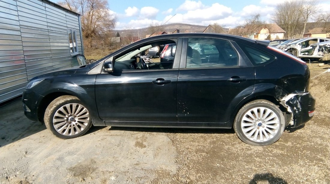 Dezmembrez Ford Focus 2 facelift Titanium