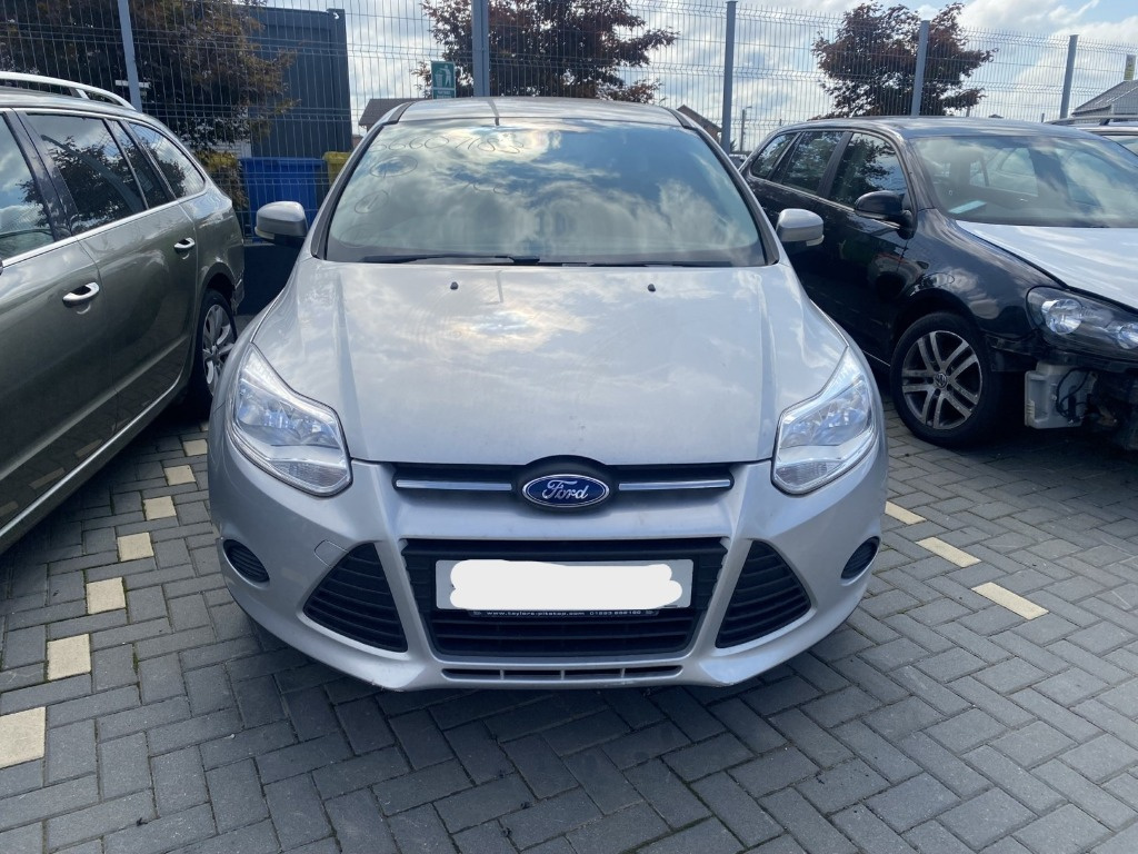 Dezmembrez Ford Focus 3 1.6 TDCI 2013, NGDA