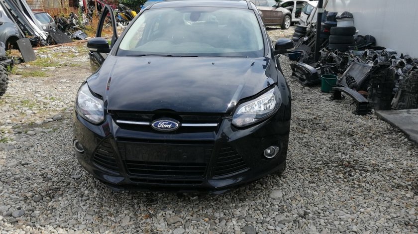 Dezmembrez Ford Focus 3 1.6 TI 125 cai motor PNDA an 2012