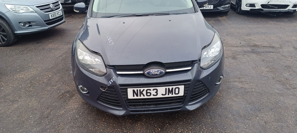 Dezmembrez Ford Focus 3 Hatchback [Fabr 2011-2015]