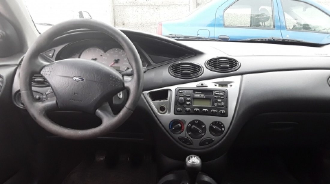 Dezmembrez Ford Focus, an 2000, motorizare 1.8 16V