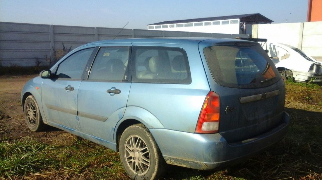 dezmembrez ford focus an 2003 motor 1.8..2.0 benzina