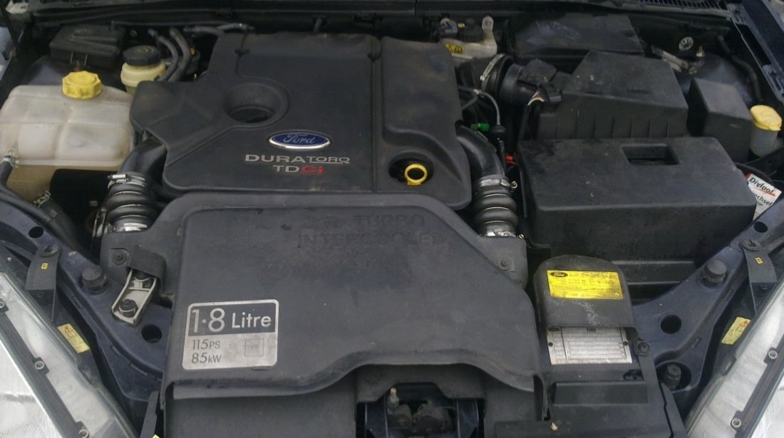 Dezmembrez ford focus break 1 8 tdci 115 cp model 2001