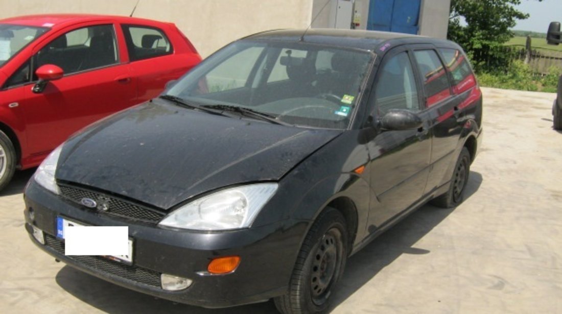 Dezmembrez Ford Focus din 2000, 1.8D