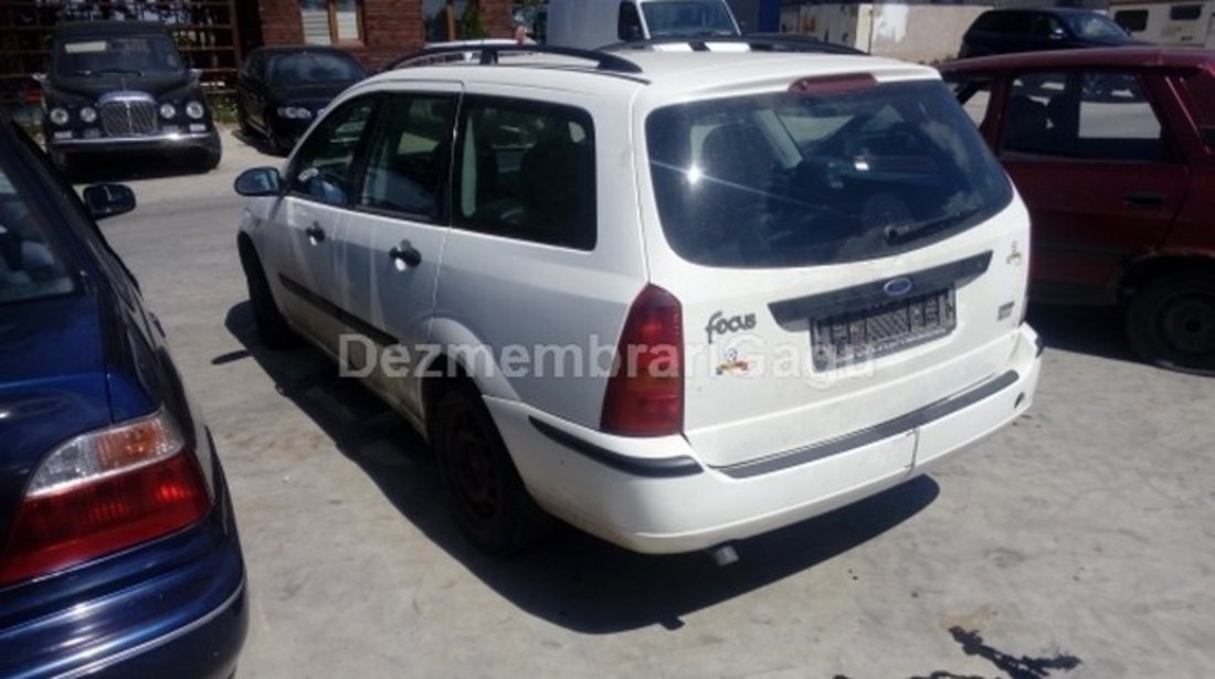 Dezmembrez Ford Focus I , an 2002