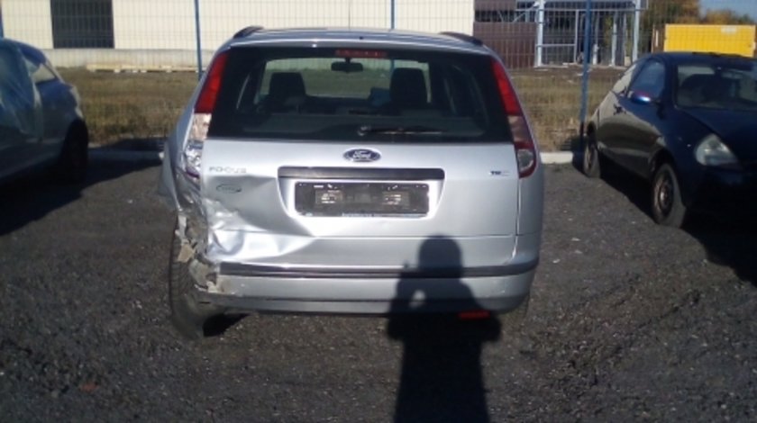 Dezmembrez Ford Focus II ,an 2005