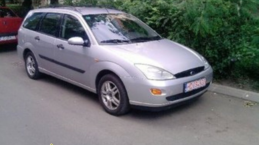 Dezmembrez ford focus