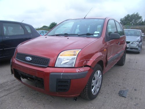 Dezmembrez ford fusion 1.4tdci an 2010
