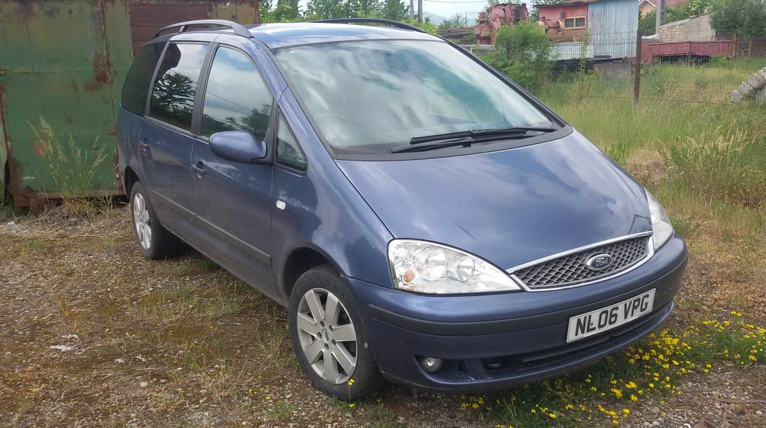 Dezmembrez Ford Galaxy 2006