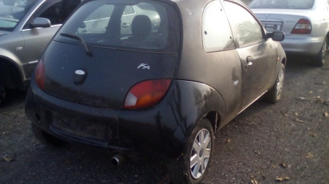 Dezmembrez Ford KA, an 2001, motorizare 1.3