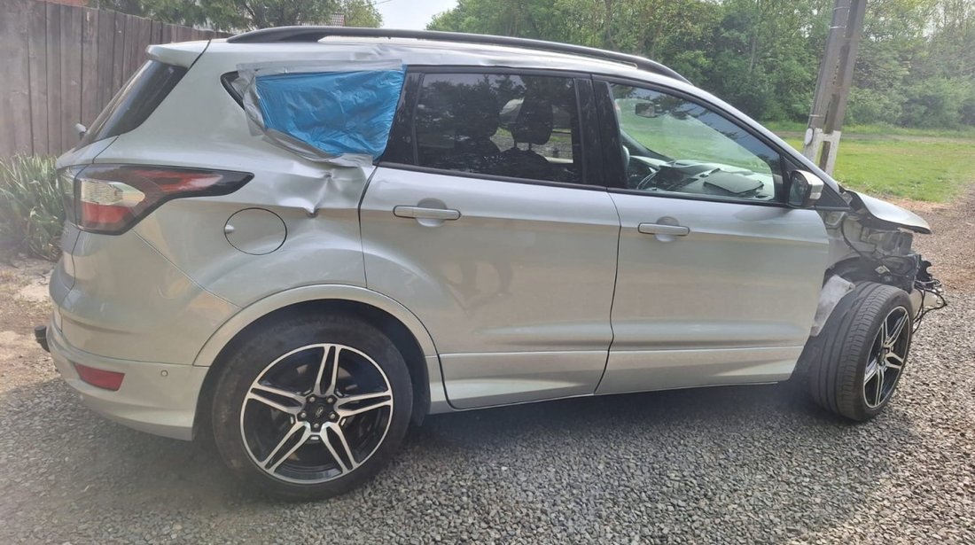 Dezmembrez Ford Kuga 2 2.0 TDCI 180 cai cutie automata 4x4 2019 107.000 km