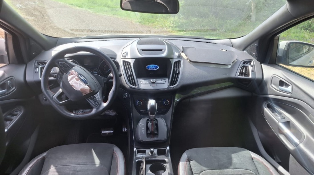 Dezmembrez Ford Kuga 2 Facelift ST 2.0 TDCI T8MC 180 cai cutie automata 4x4 2019 107.000 km