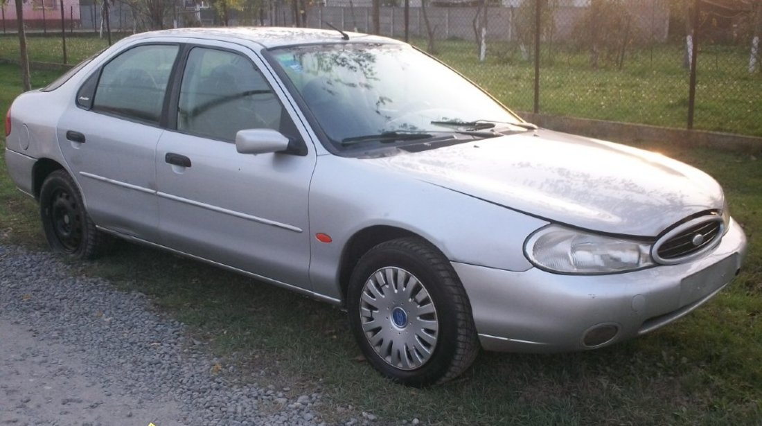 Dezmembrez Ford Mondeo 1 8 turbo diesel an 2000