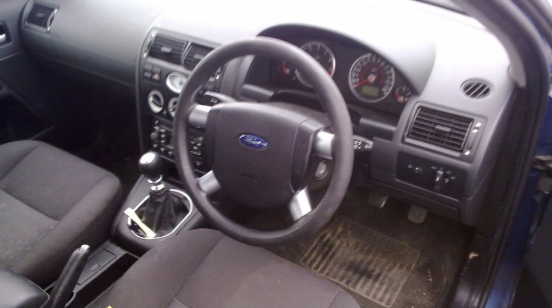 DEZMEMBREZ FORD MONDEO 1 8I AN 2003