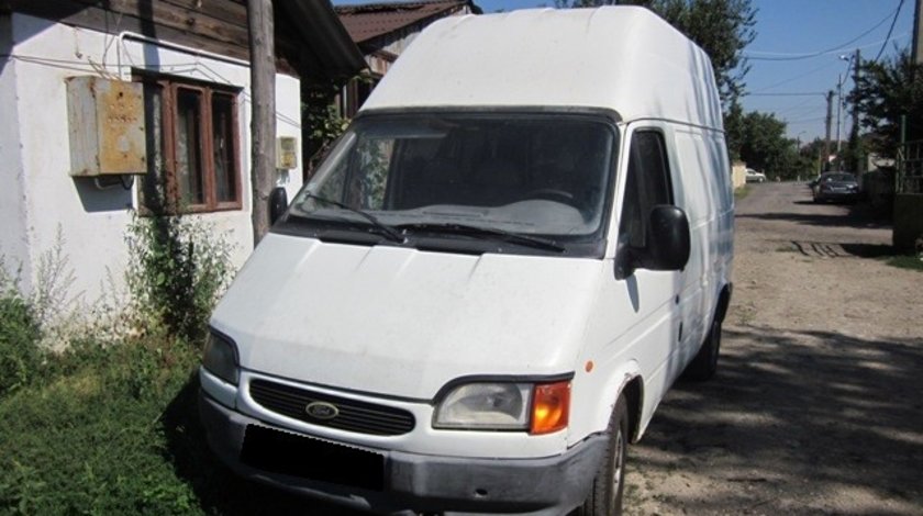 Dezmembrez Ford Transit 2000